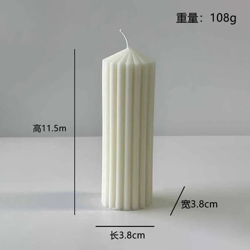 Velas aromáticas con formas geométricas