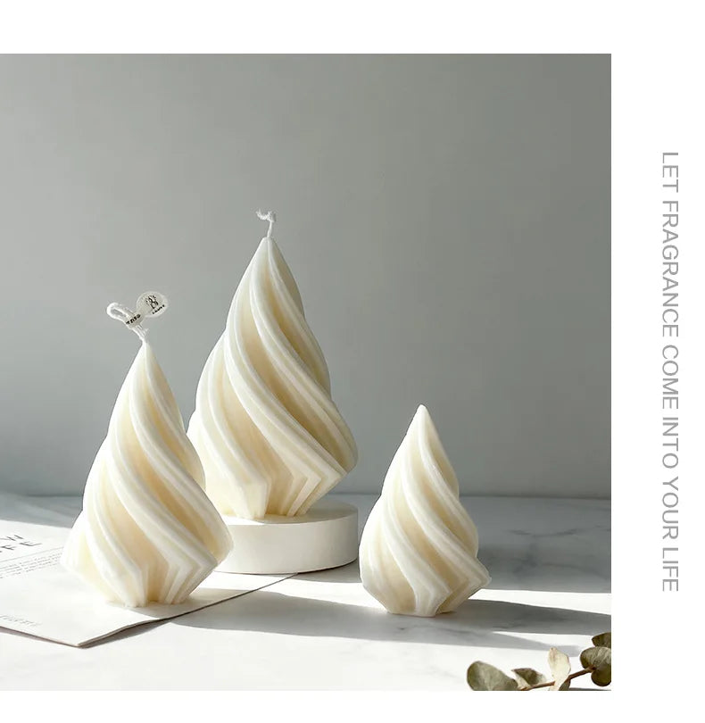 Velas aromáticas con formas geométricas